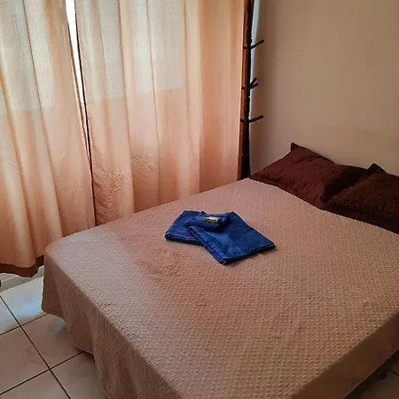 Hospedagem 50m da praia-2